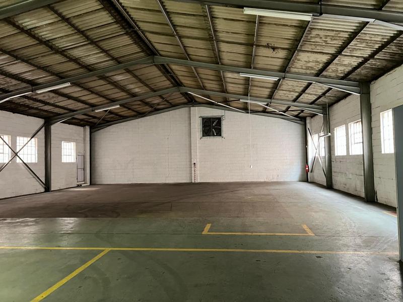 To Let commercial Property for Rent in Sidwell Eastern Cape